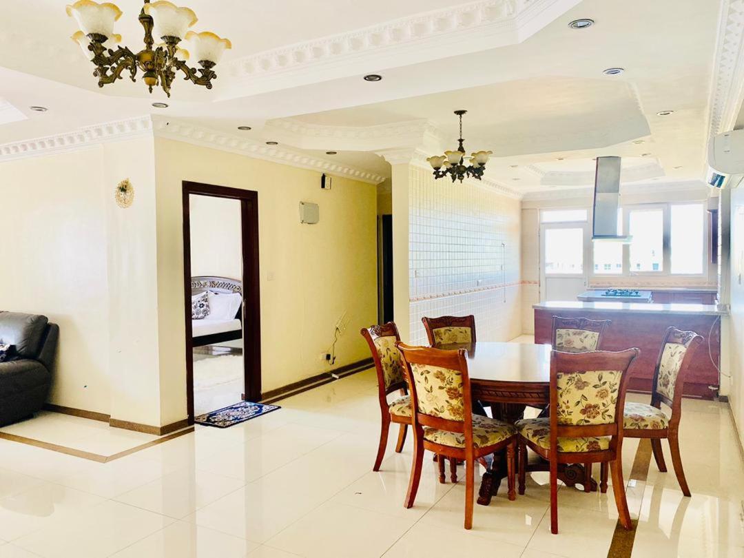 Masaki-Sea View 2-Bedroom Apt With Free Wi-Fi Dar es Salaam Esterno foto